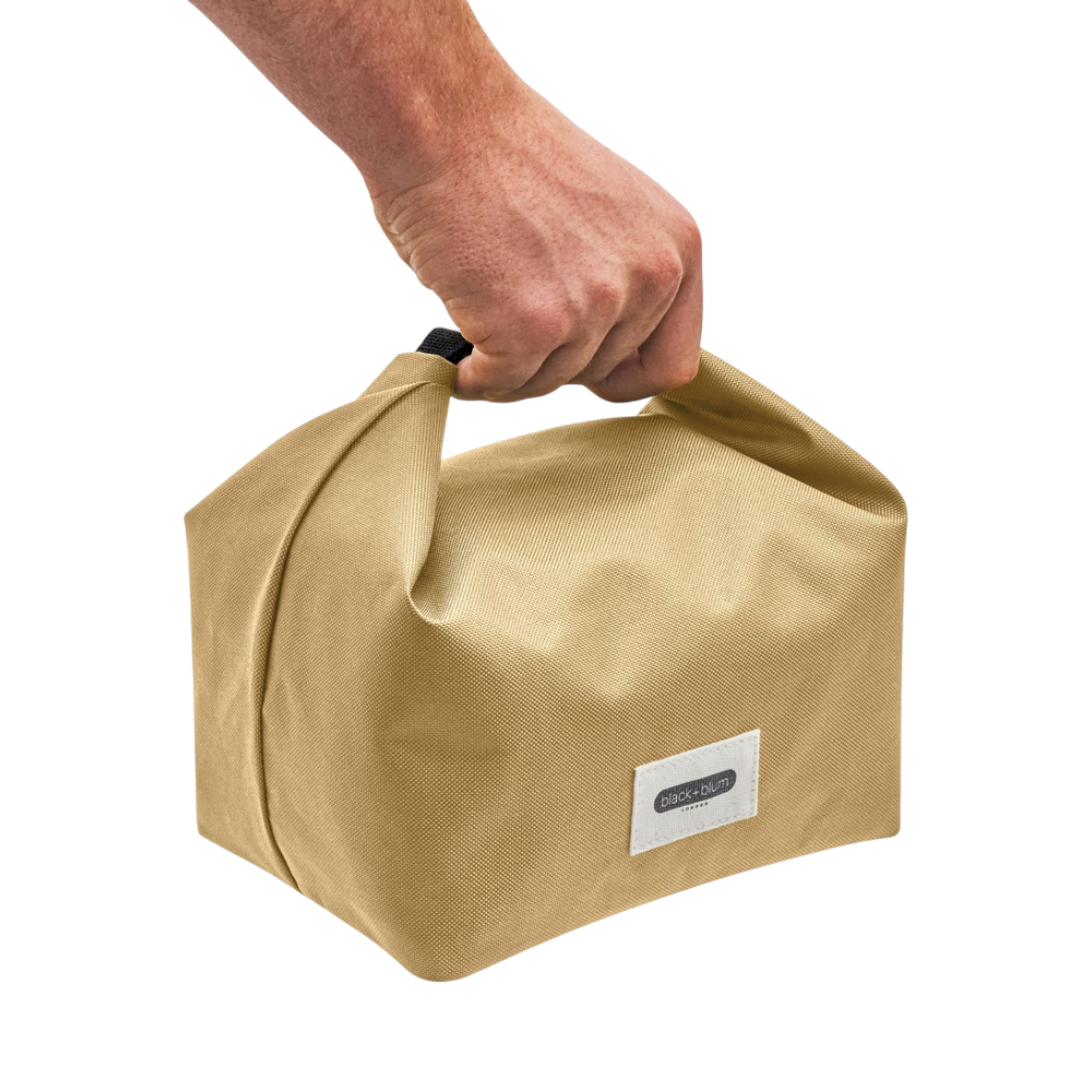 PDP - blackblum67linsulatedlunchcoolerbag square #00000000 background