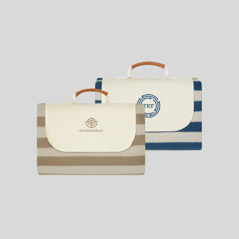 undefined - vingaalbagrsrpetpicnicblanketmedium_1