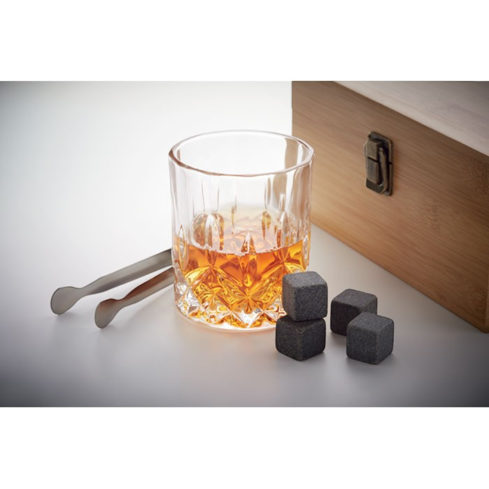 PDP - invernesswhiskysetinbamboobox square original background