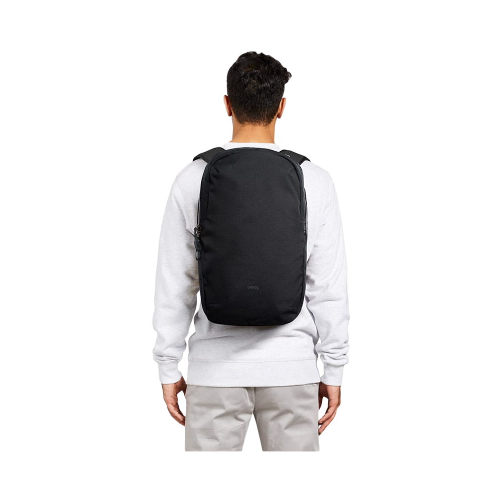 PDP - bellroyvia16computerbackpack square #00000000 background