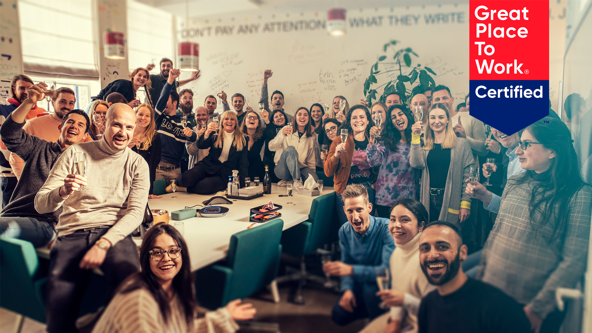 Helloprint officially certified Great Place To Work® for 2022/2023 in Rotterdam & Valencia