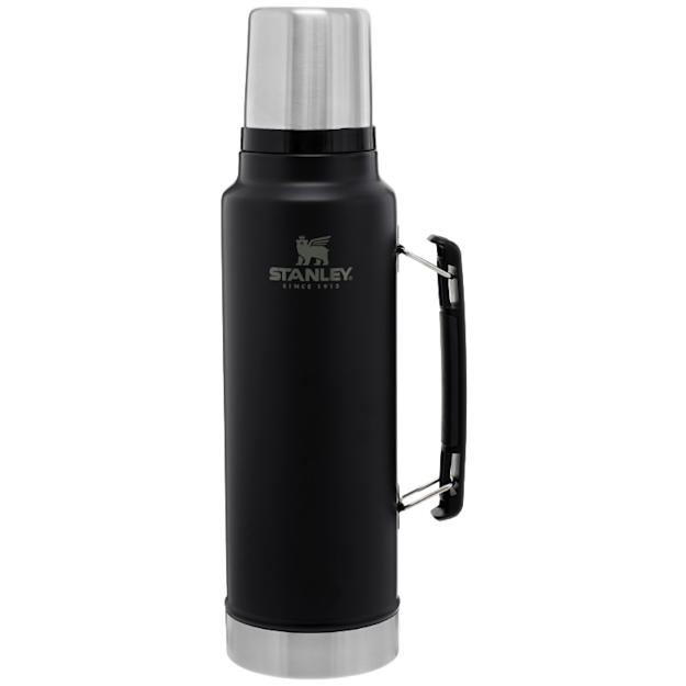 PDP - stanleylegendaryclassicbottle48oz square grey background