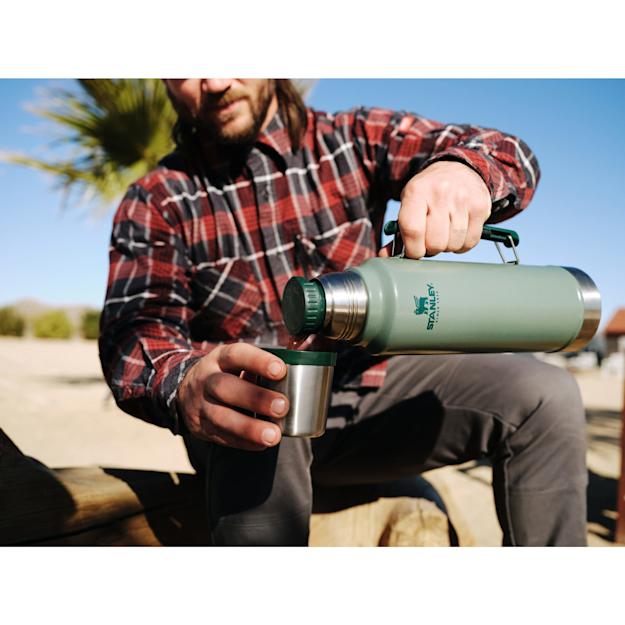 Stanley Legendary Classic Bottle 48 oz-1