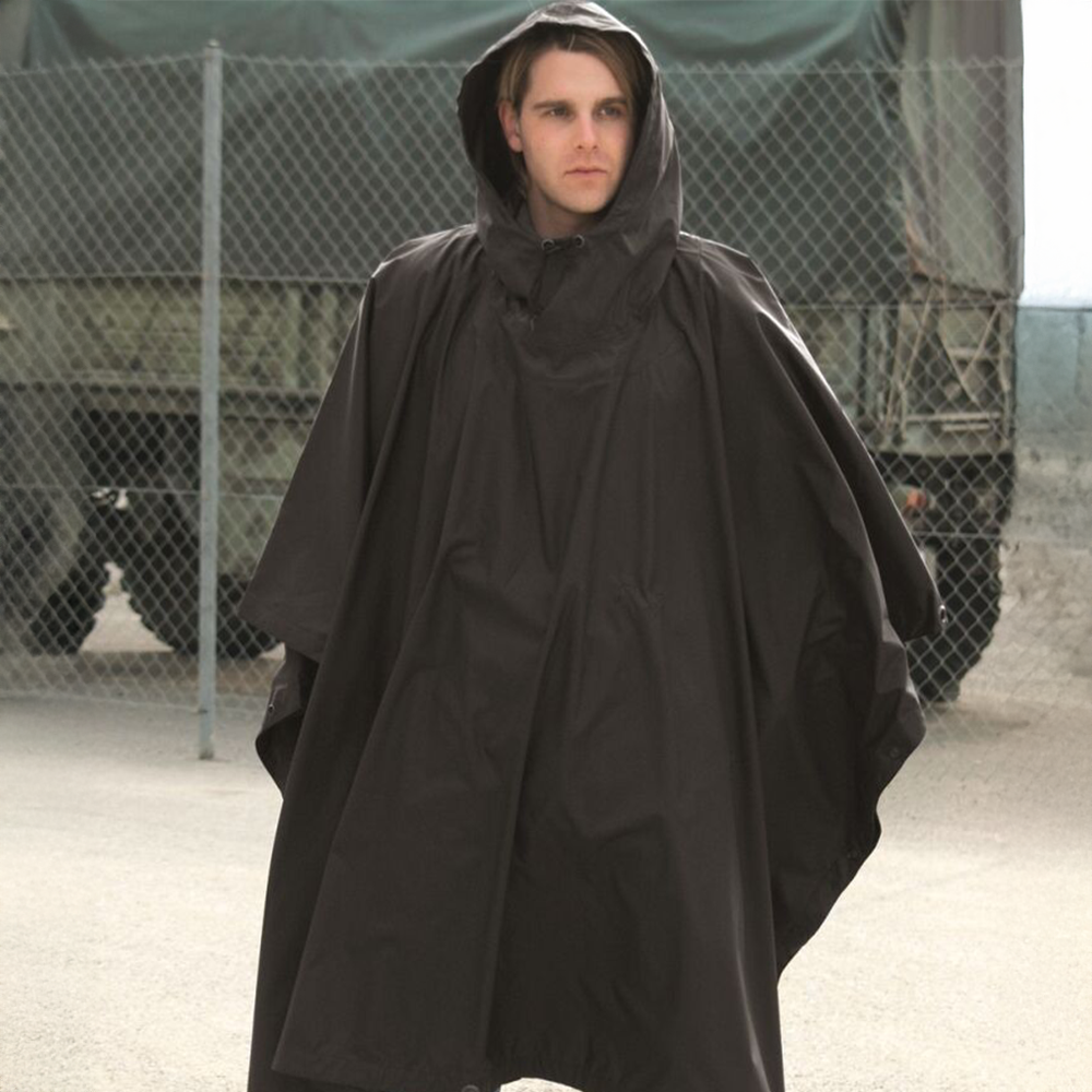 raincoatinpouch setting1