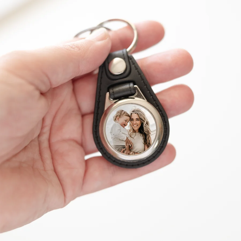 keychainwithphotoleatherround Setting