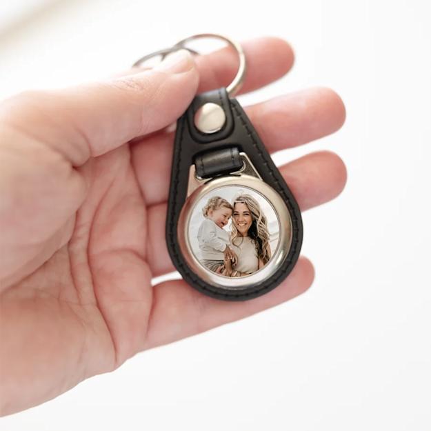 keychainwithphotoleatherround Setting