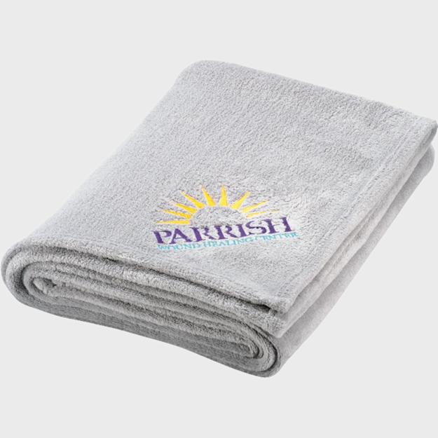 PDP - microcoralplushblanket square grey background