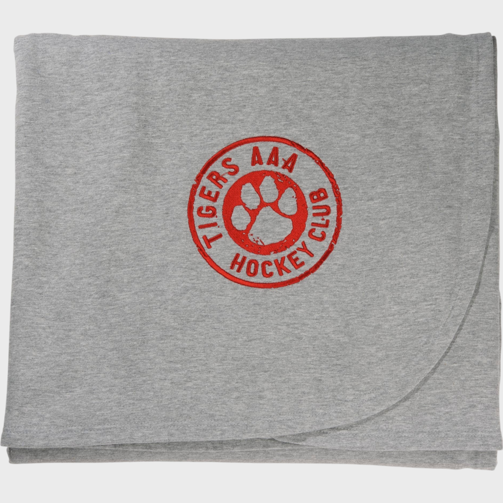 PDP - americangiantcampfireblanket square grey background