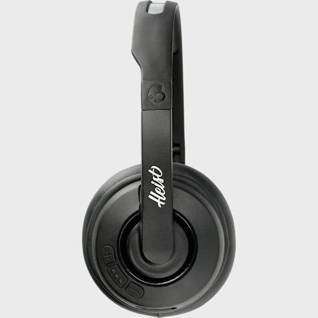 PDP - skullcandycassettebluetoothheadphones square grey background