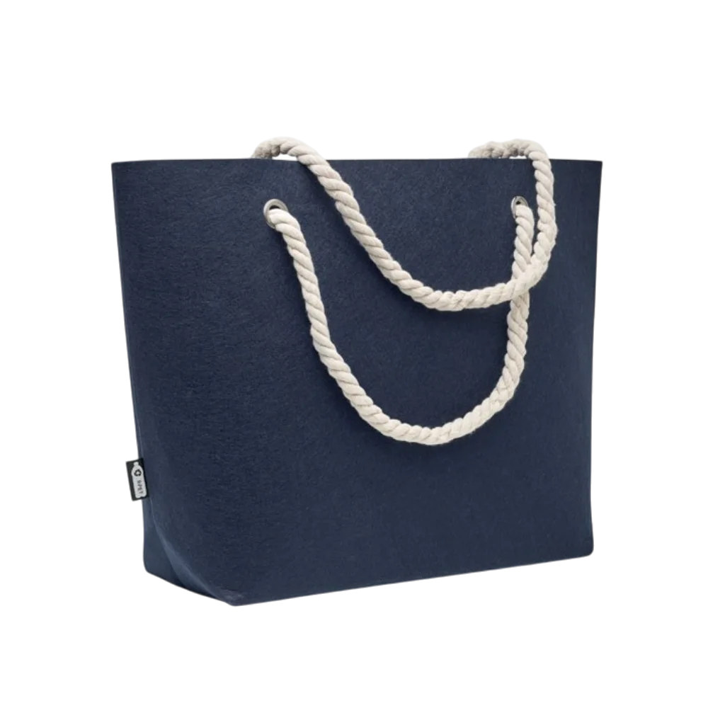 PDP - feltsearpetfeltbeachbag square #F8F8F8 background