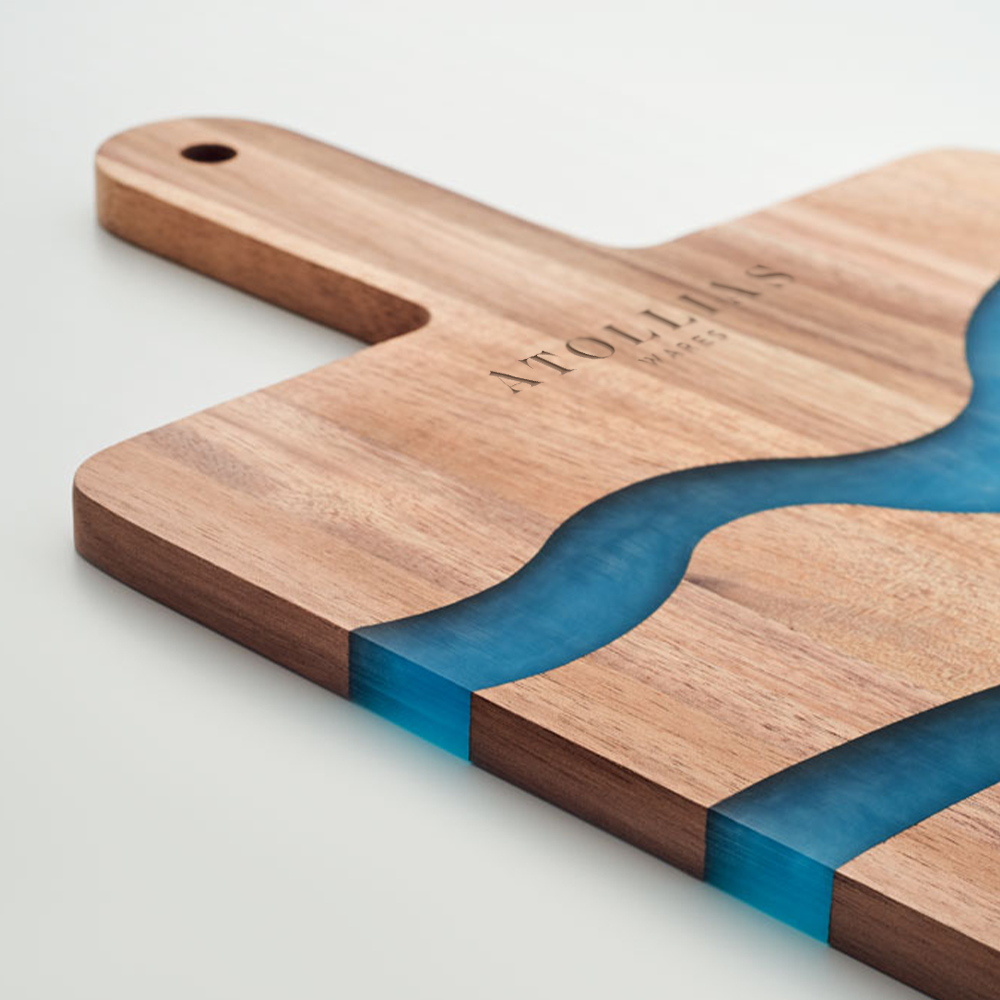 azuuracaciawoodservingboard setting2