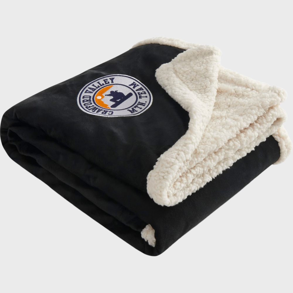 PDP - fieldcosherpablanket square grey background