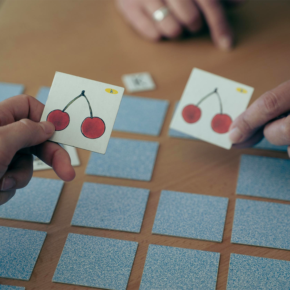 Gioco memory personalizzato con scatola stampata HelloPrint