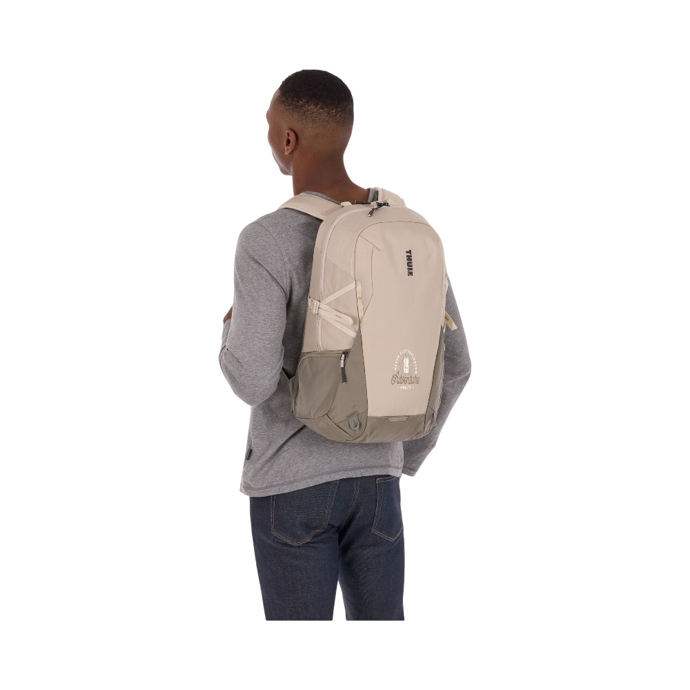PDP - thuleenroutebackpack21l square #00000000 background