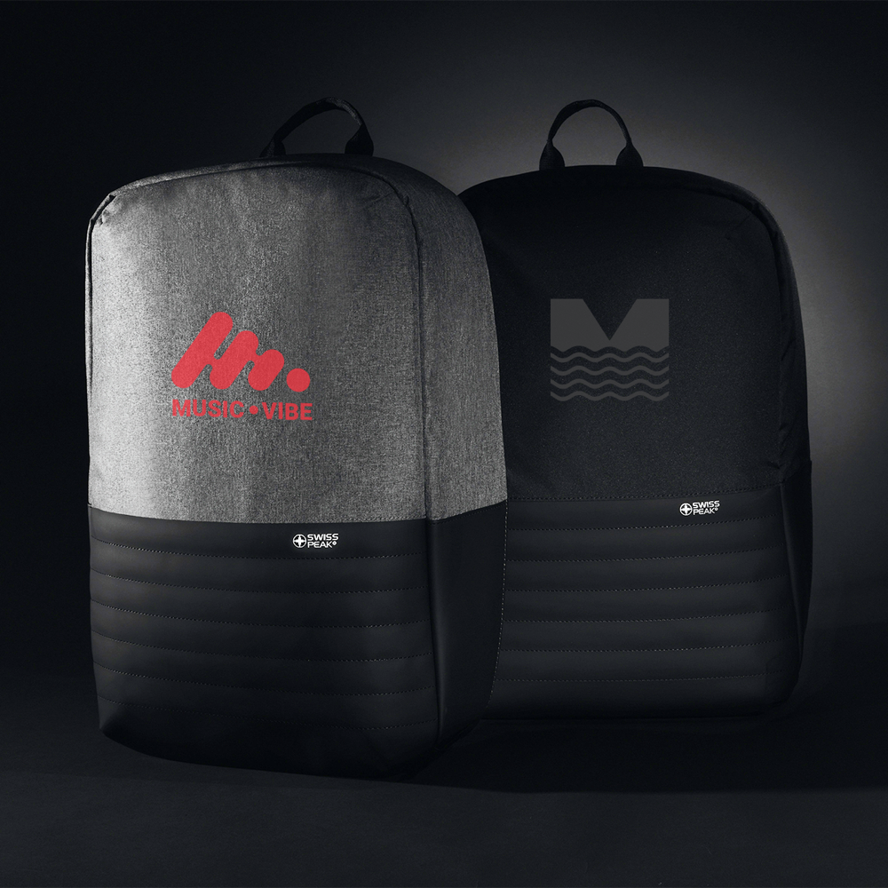 Swiss Peak AWARE™ RFID anti-theft 15-- laptop backpack PDP Copy