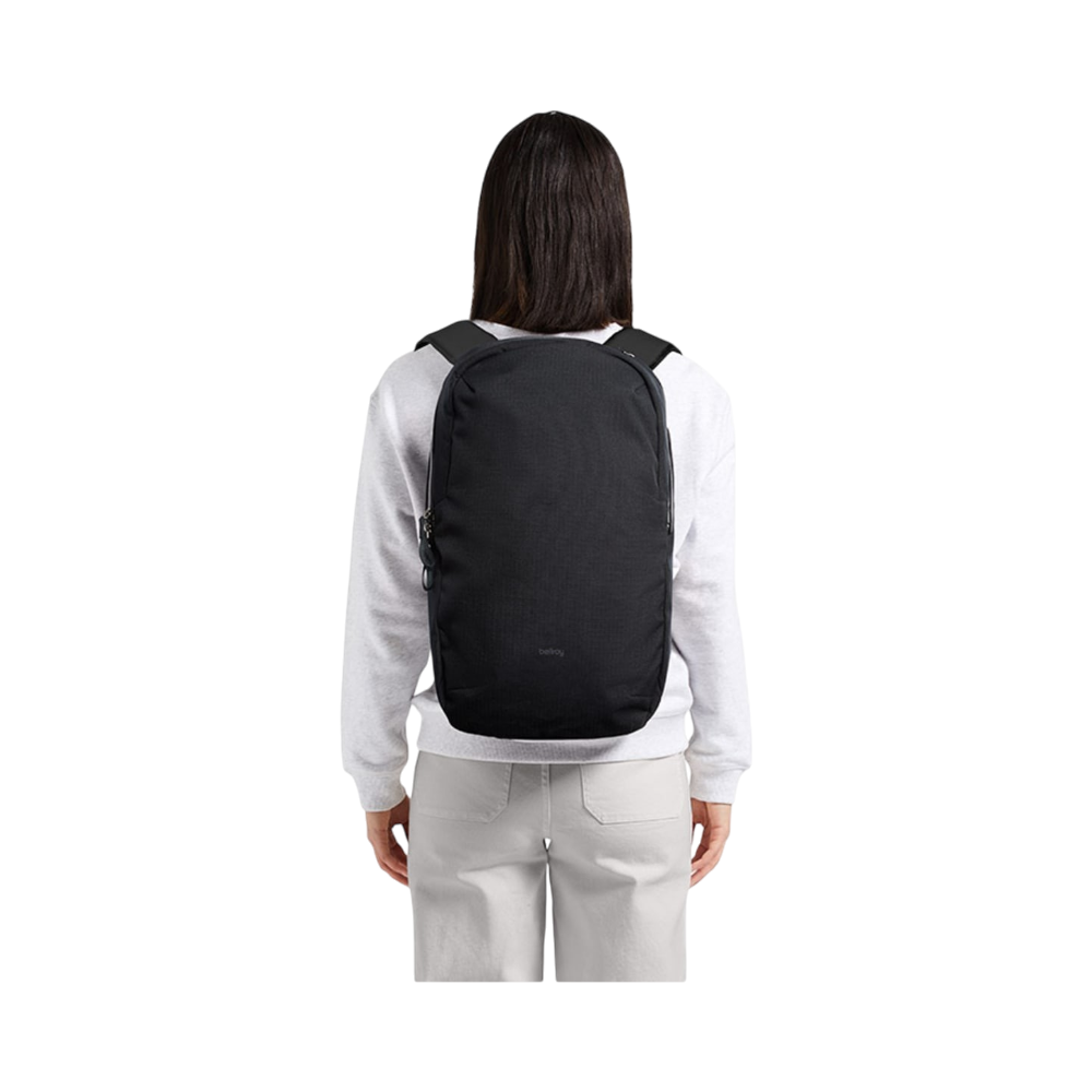 PDP - bellroyvia16computerbackpack square #00000000 background
