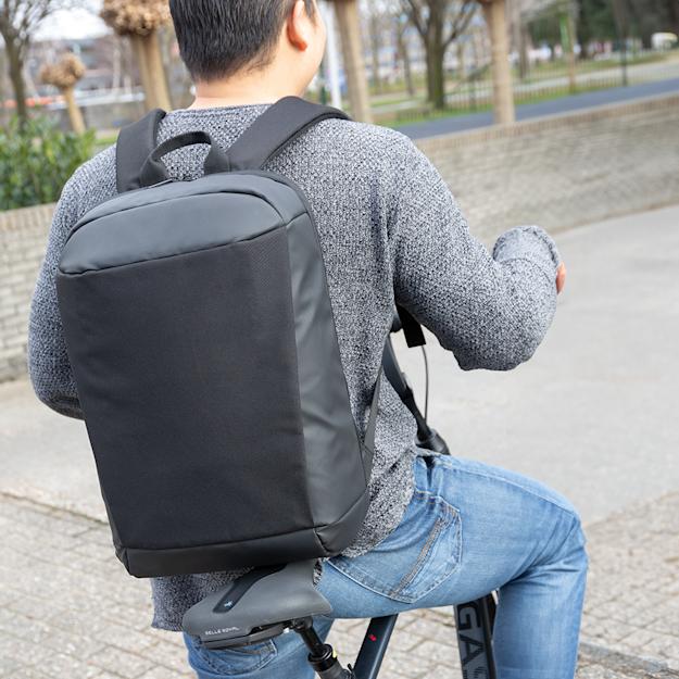 madridantitheftrfidusblaptopbackpack 3