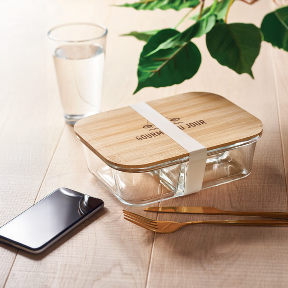 tundra3glasslunchboxwithbamboolid setting2