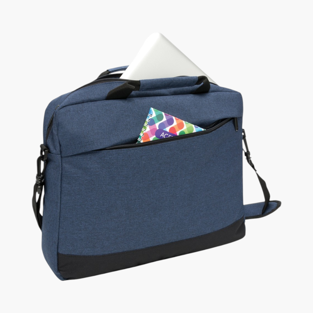 PDP - trend15laptopbag square #F8F8F8 background