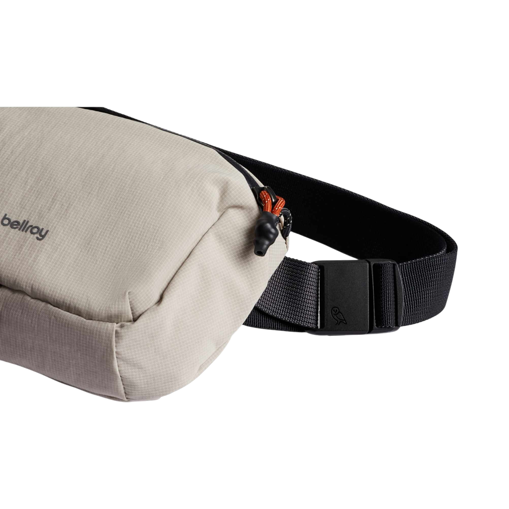 PDP - bellroylitebeltbag square #00000000 background