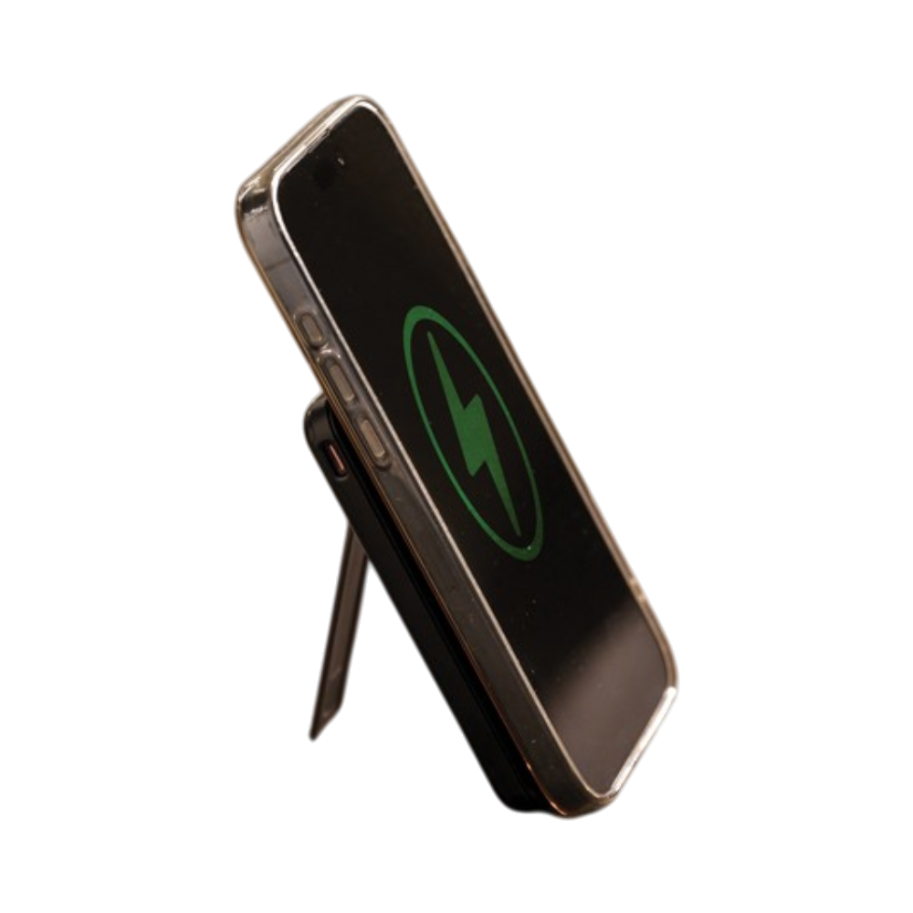 PDP - urbanvitaminredwood5in15000mah20wpdmagneticpowerbank square #00000000 background