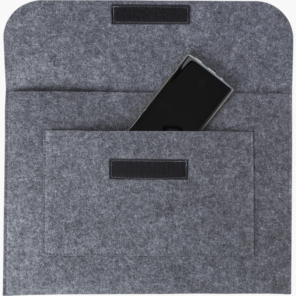 PDP - rpetfeltdocumentbagriley square #F8F8F8 background