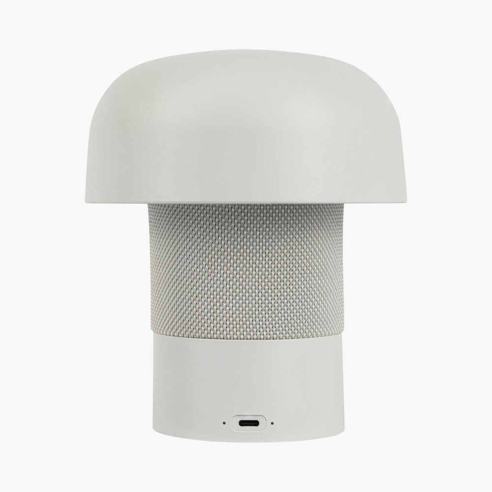 PDP - kooduusensaplayminijblportablespeakerandlamp square #F8F8F8 background