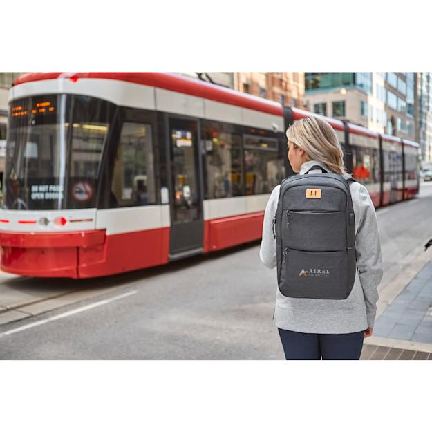 PDP - nbnlinden15computerbackpack square original background