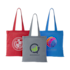 Drie Peru katoenen draagtassen in rood, grijs en blauw met bedrukte logo's