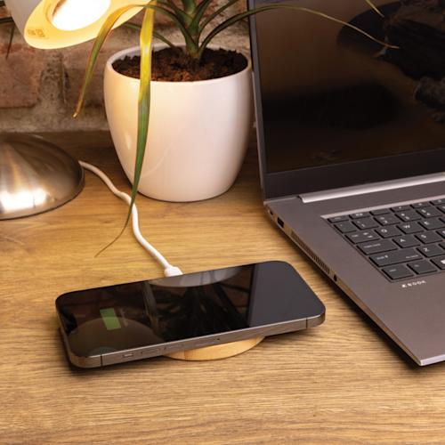 PDP - bamboo15wwirelesscharger square original background
