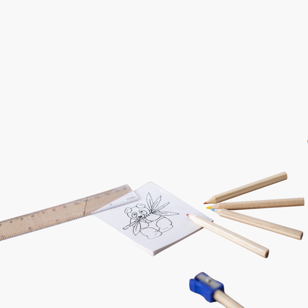 PDP - cardboarddrawingsethilary square #F8F8F8 background