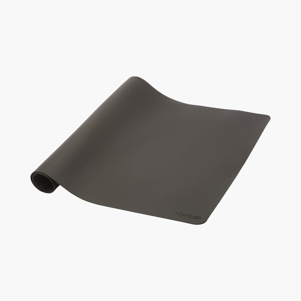 PDP - hybriddeskpad square #F8F8F8 background