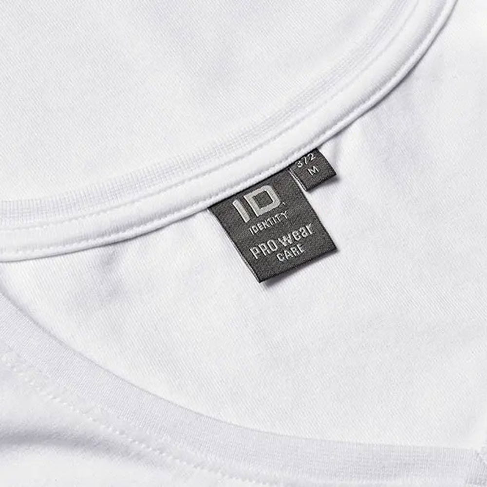 Prowear Care T-Shirt V-Neck - neck label macro