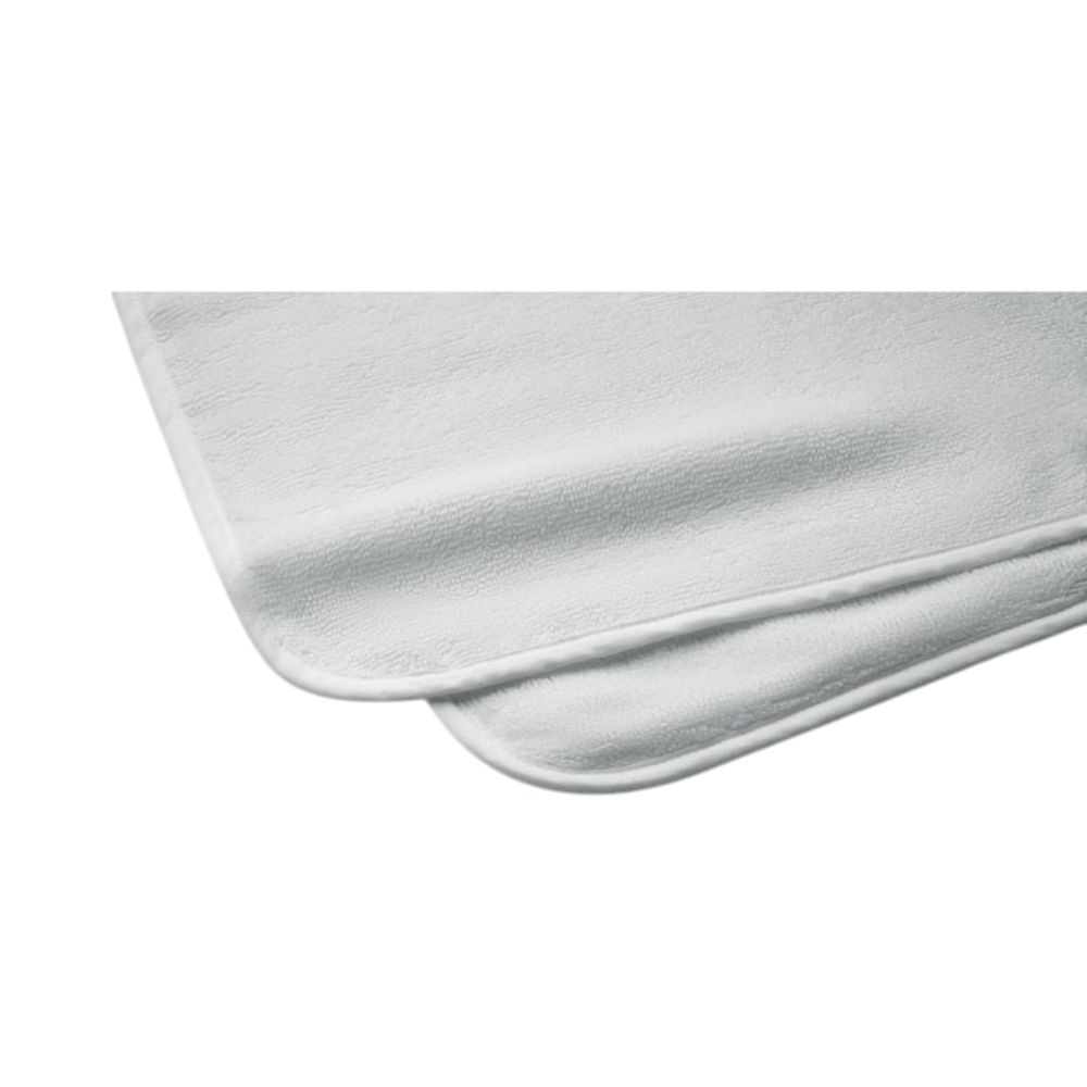 PDP - hugmecottonhoodedbabytowel square #00000000 background