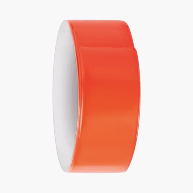 PDP - enrolloreflectivewriststrap square #F8F8F8 background