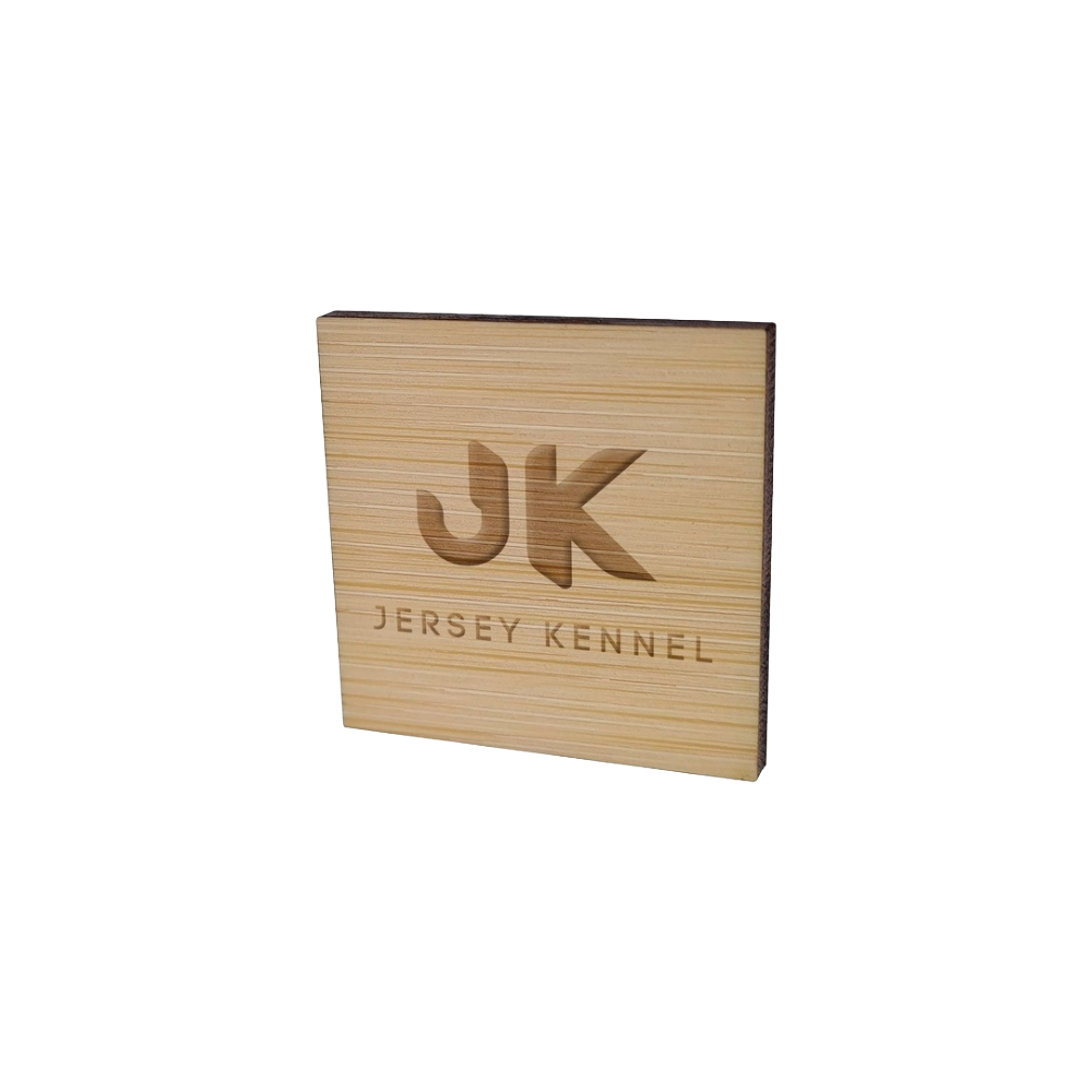 Badge en bambou naturel