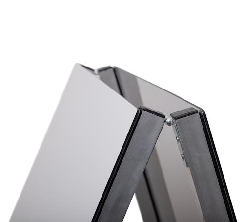 aboardstickon-close up