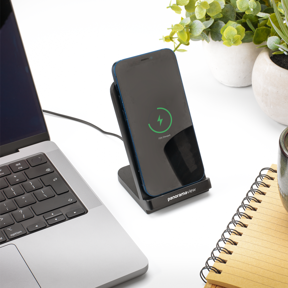 215. baloo10wwirelesschargerstand Photo