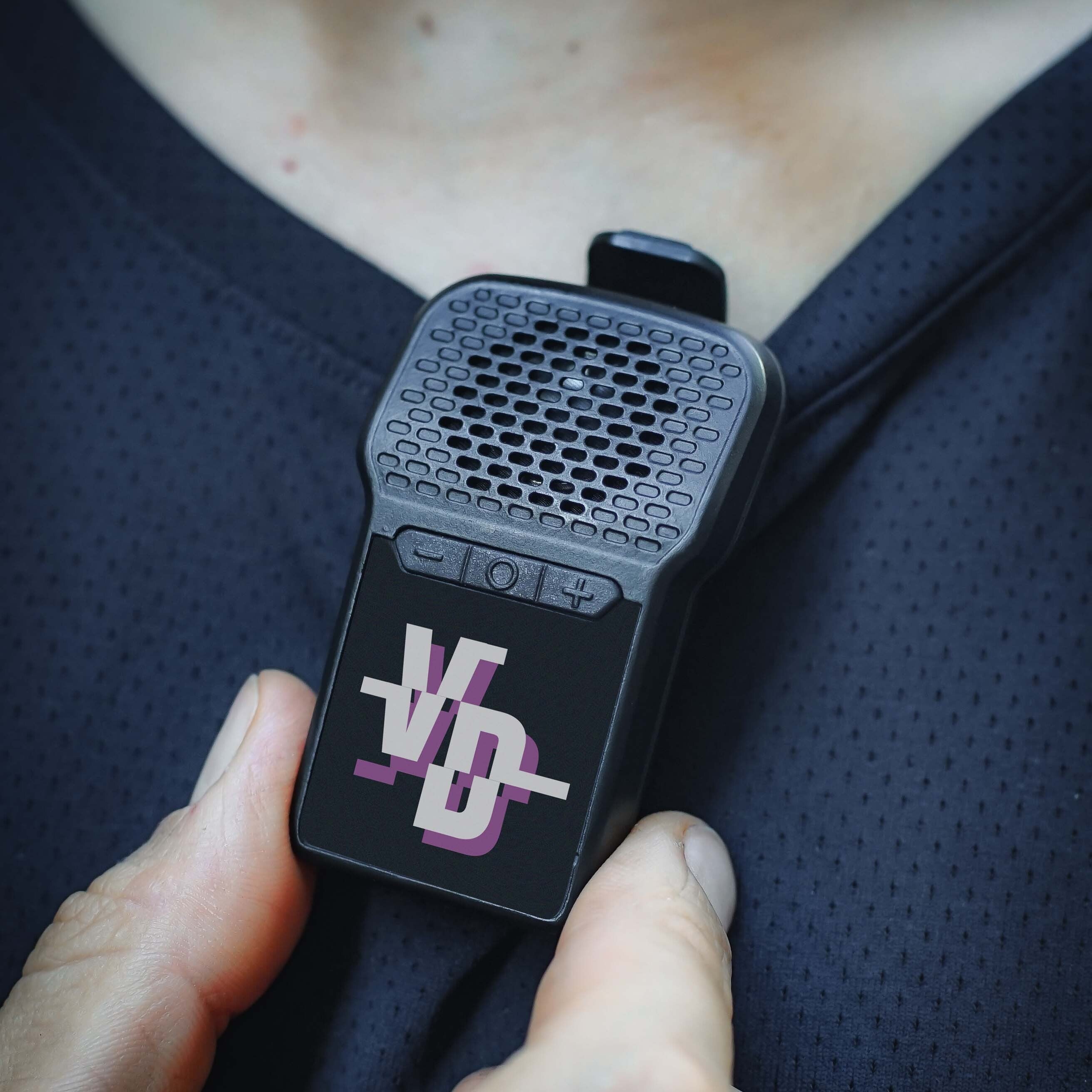 attachi2wwaterproofspeaker