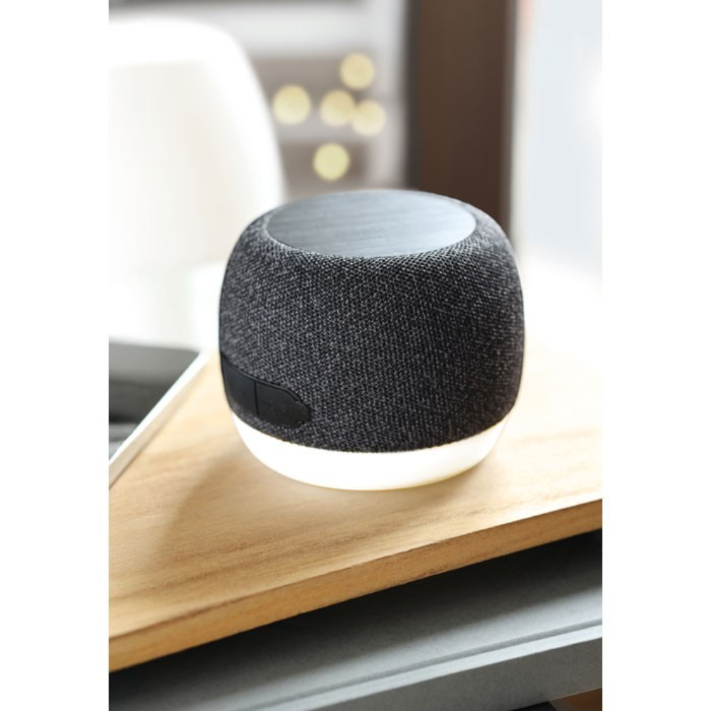 PDP - listoo15pluswwirelesschargerspeaker square original background