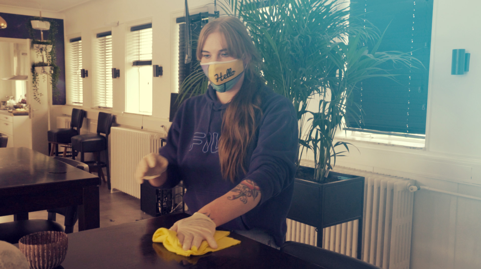 Blog image: Helloprint 5 years later 'employing 200 people with 22 nationalities 1