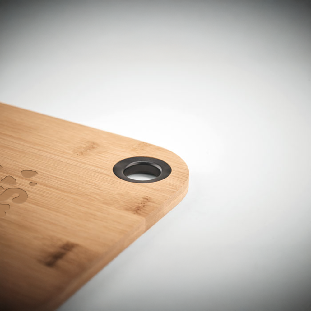 baybacleanbamboocuttingboard setting1