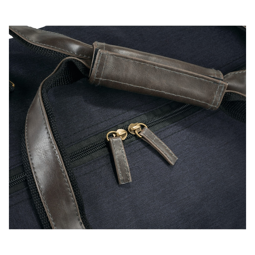 PDP - thecapitol20duffelbag square #00000000 background