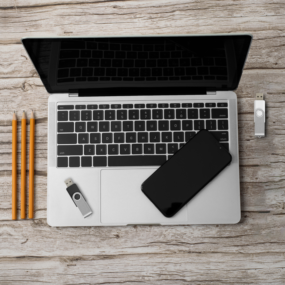 164. rotatebamboousbflashdrive Photo 1