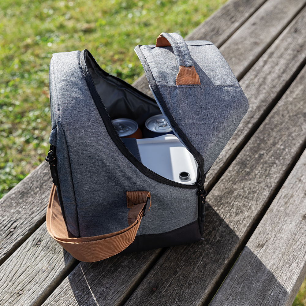 impactawareurbanoutdoorcoolerbag setting2