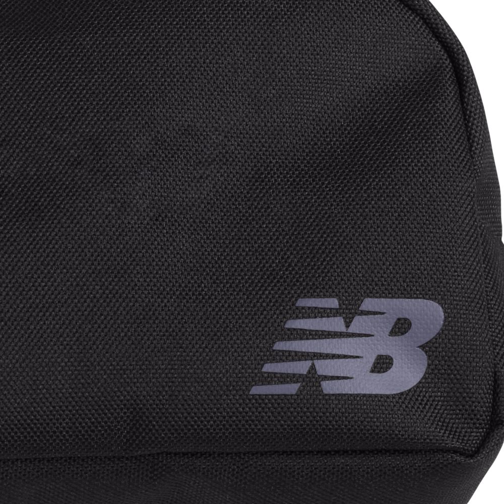 PDP - newbalanceessentialssmallwaistbag square #00000000 background