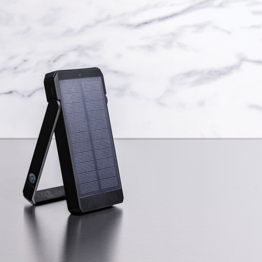PDP - skywavercsrecycledplasticsolarpowerbank10000mah square original background