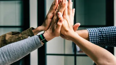 Vos tenues de travail sont prêtes pour l’été ?