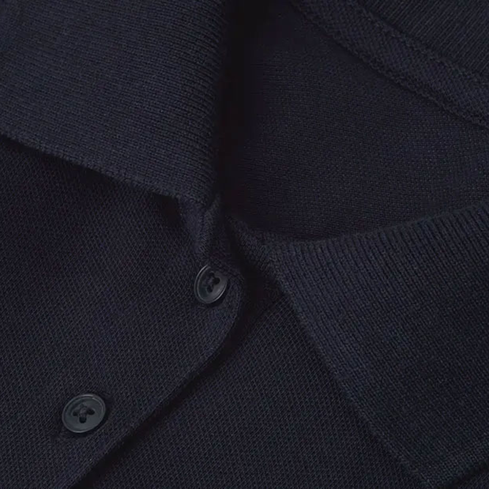 Polo Shirt Organic Women - neck label macro