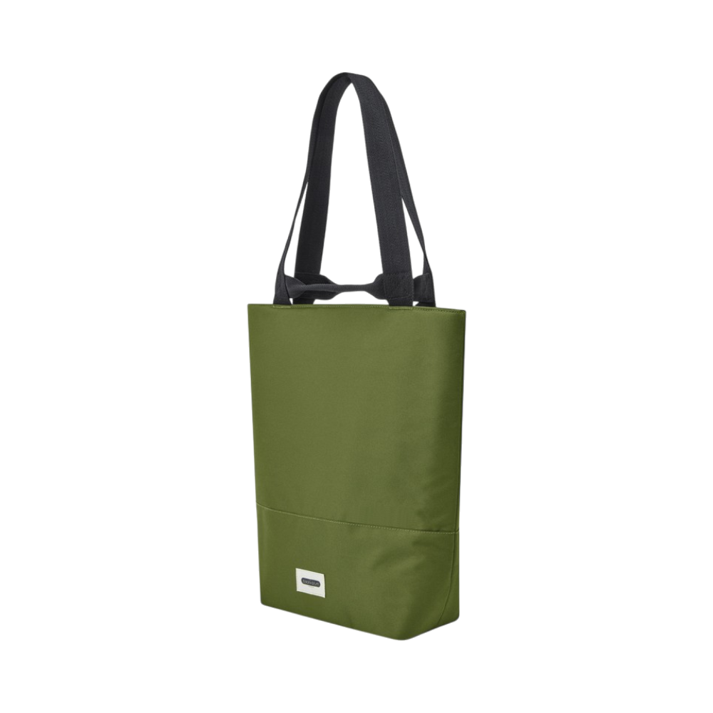 PDP - blackblum16linsulatedtotecoolerbag square #00000000 background
